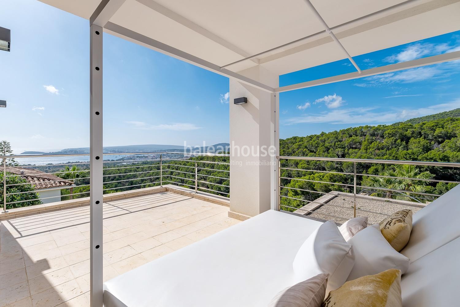 Villa im mediterranen Stil mit herrlichem Meerblick und Sonnenuntergängen in Costa den Blanes