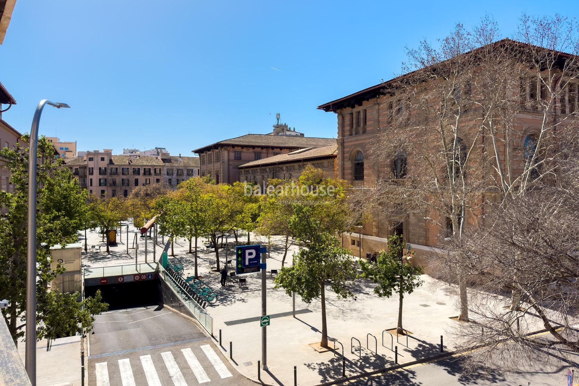 Amplio piso lleno de luz con terraza y vistas despejadas a la ciudad en el centro de Palma