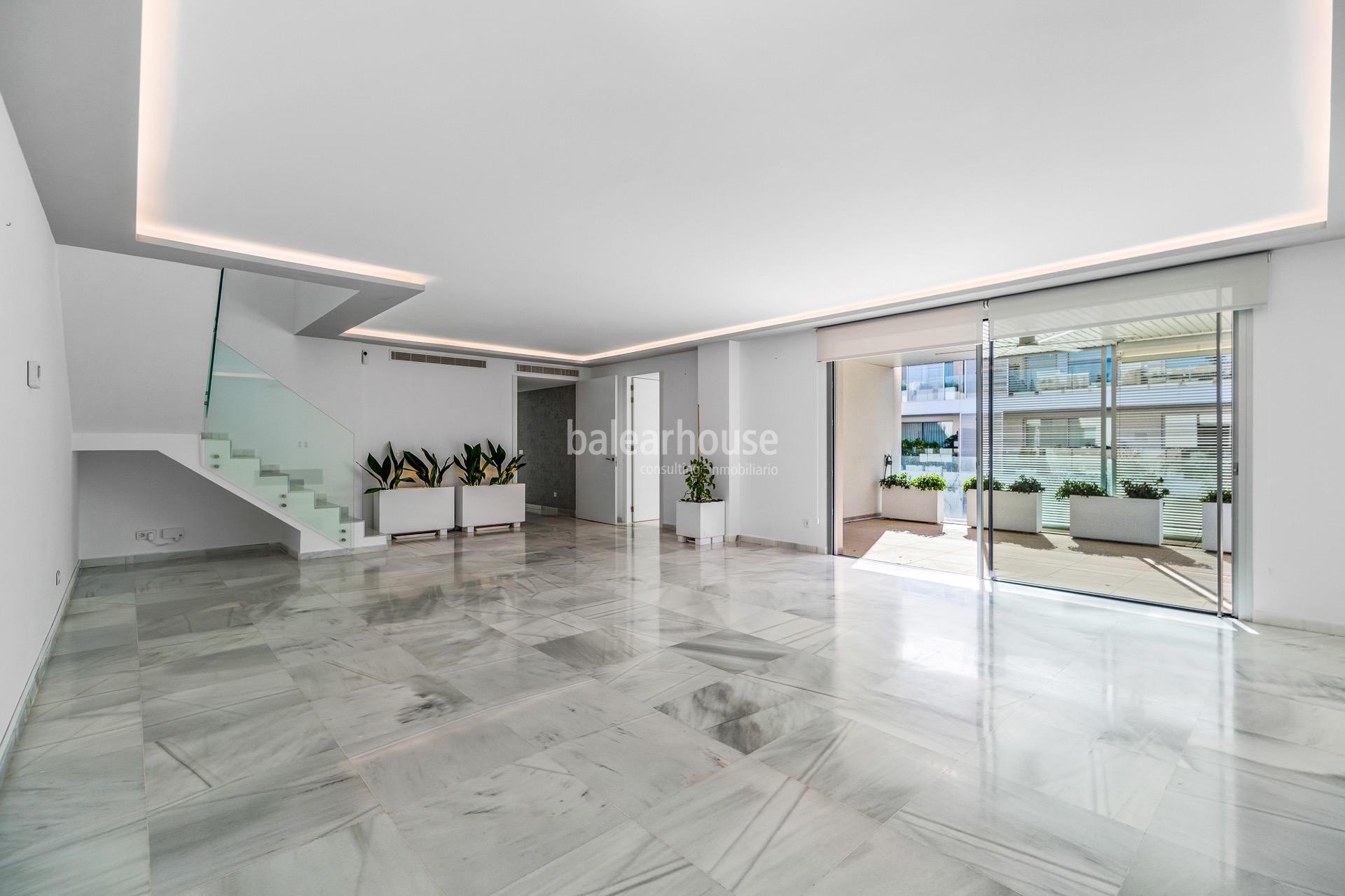 Fantastic penthouse with private solarium in a well-kept complex in front of the golf in Palma