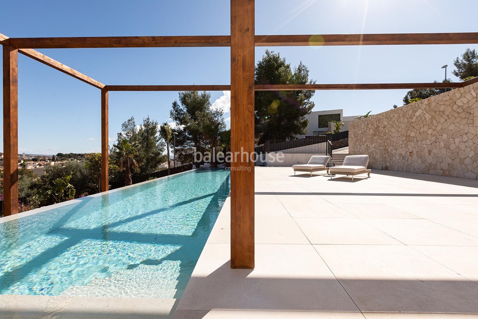 Spectacular new designer villa with high qualities and fantastic views of the hills of Palma.