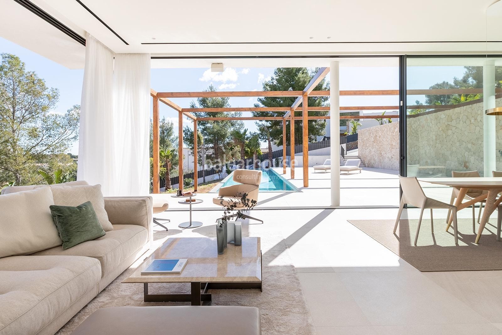 Spectacular new designer villa with high qualities and fantastic views of the hills of Palma.