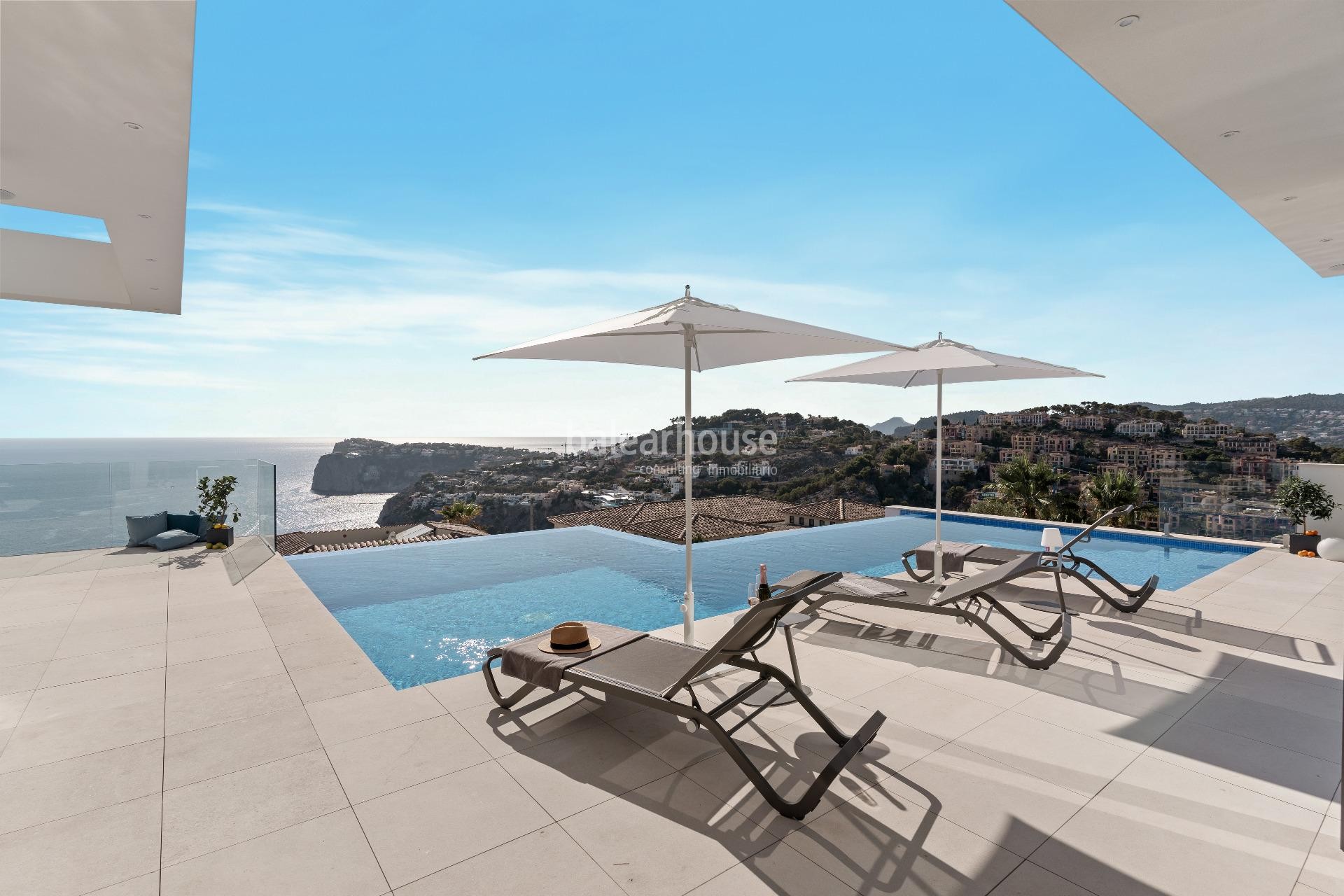 Spectacular sea views from every angle in this exclusive new build villa located in Cala Llamp.