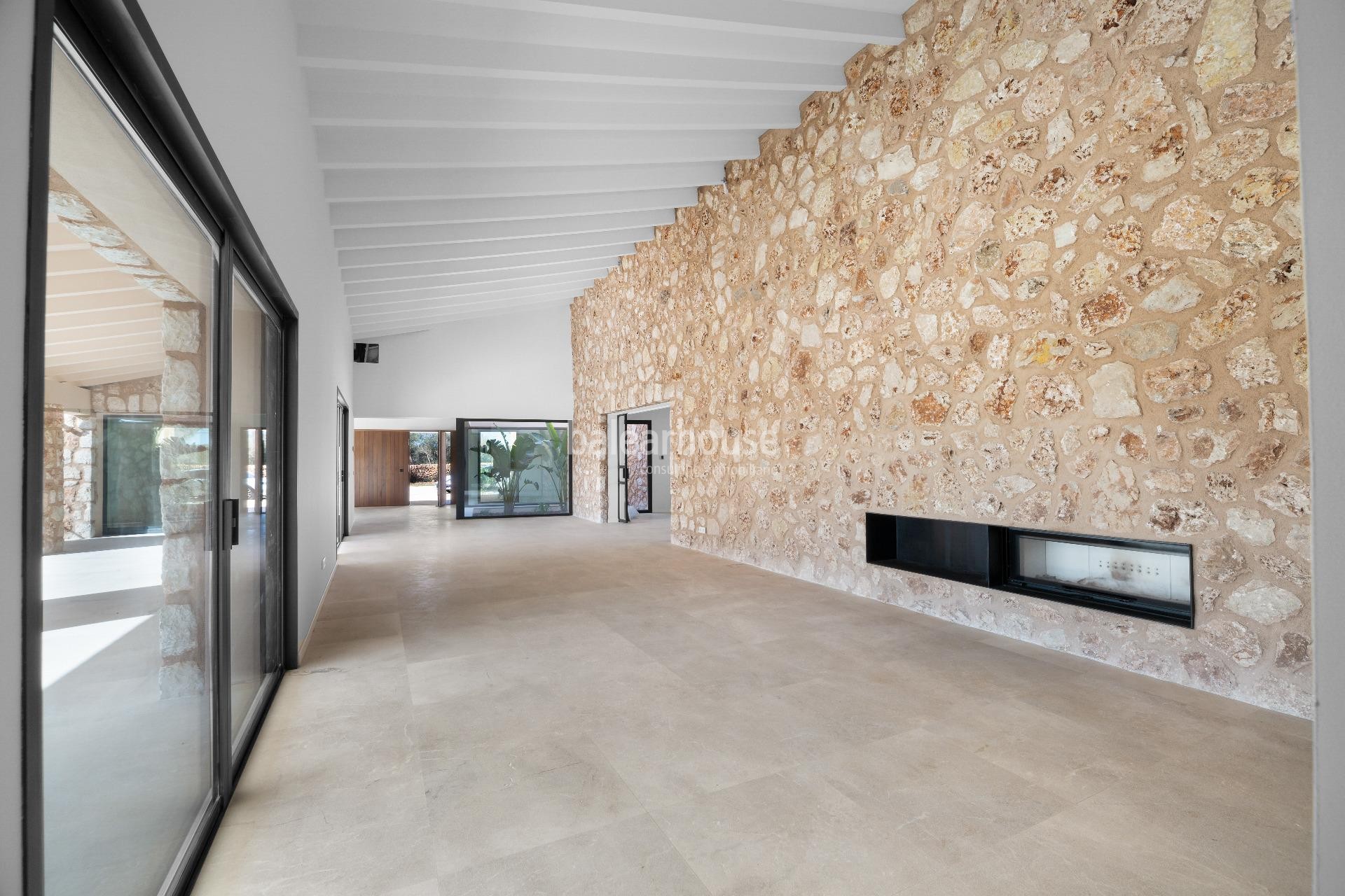 Beautiful newly built finca close to idyllic white sandy beaches