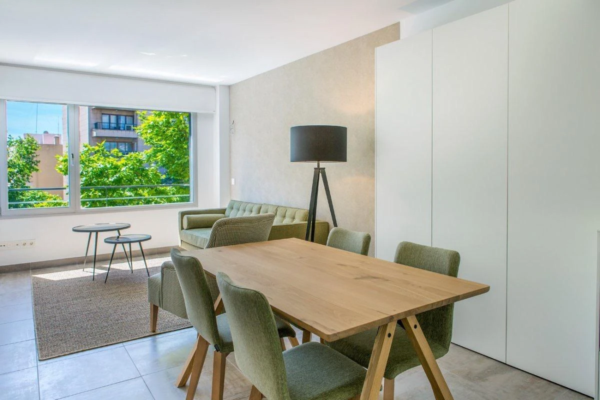 Fantastisches Neubau-Penthouse in Palma mit privater Terrasse und Gemeinschaftspoolbereich