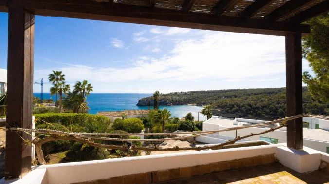 Mediterranean style villa with beautiful sea views in Sol de Mallorca