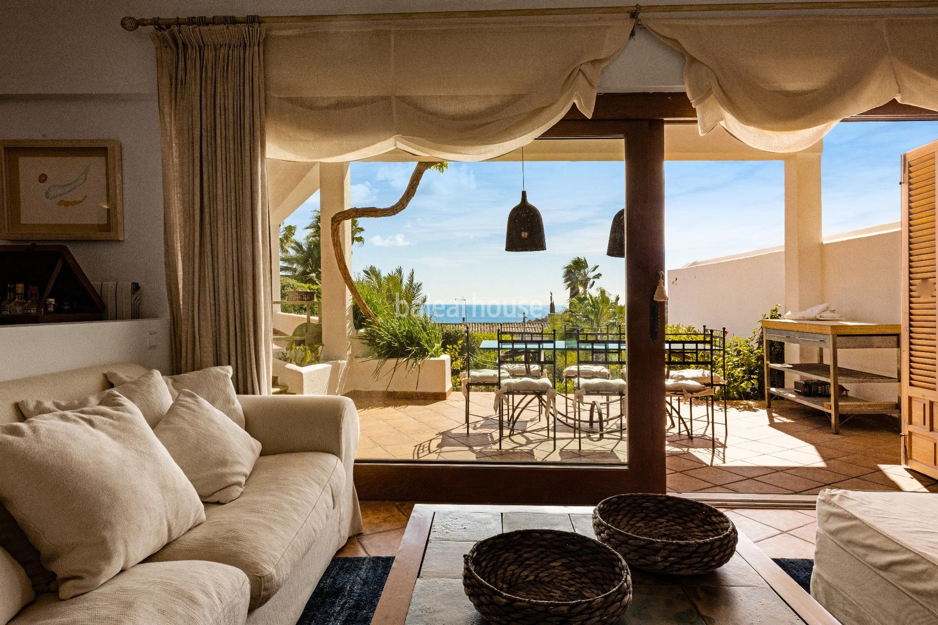 Villa im mediterranen Stil mit schönem Meerblick in Sol de Mallorca