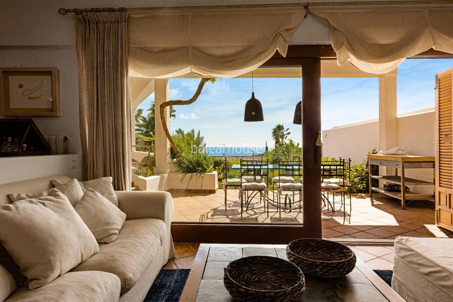 Mediterranean style villa with beautiful sea views in Sol de Mallorca