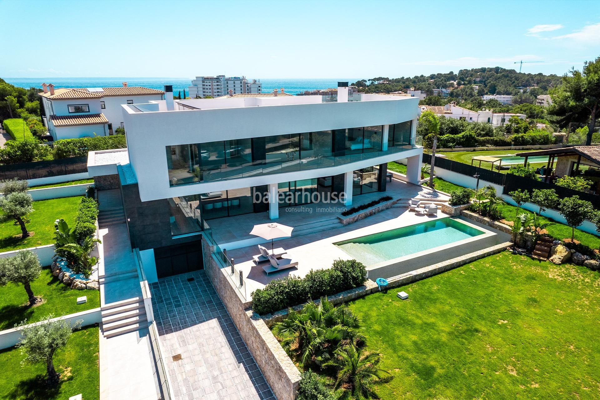 Gran villa de diseño moderno y altas calidades a escasa distancia de la playa en Cala Vinyes