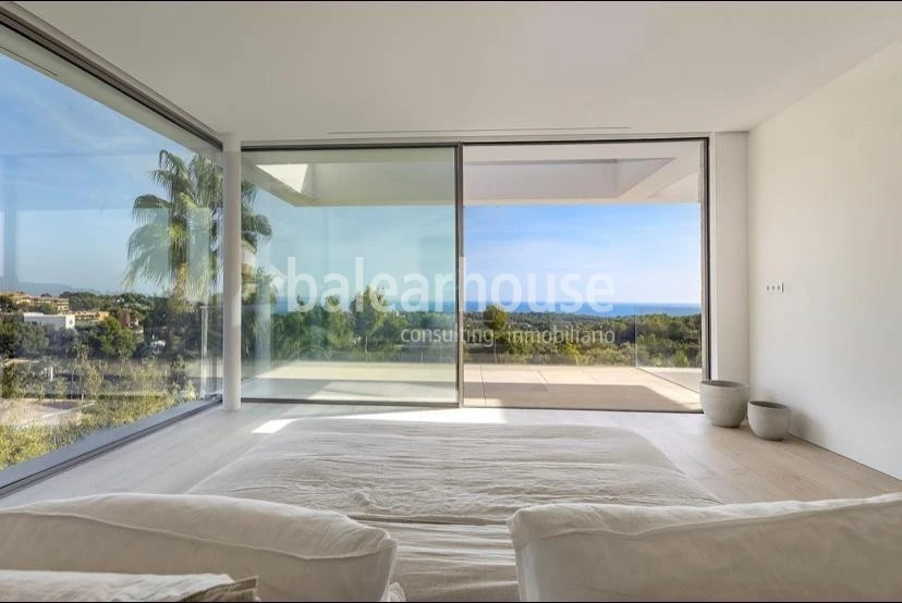 Espectacular villa de diseño contemporáneo con altas calidades y preciosas vistas al mar en Bendinat