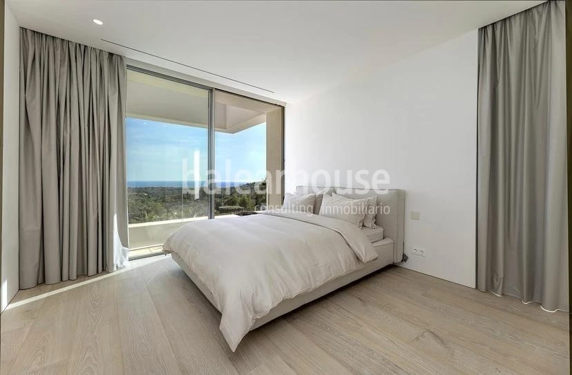 Espectacular villa de diseño contemporáneo con altas calidades y preciosas vistas al mar en Bendinat