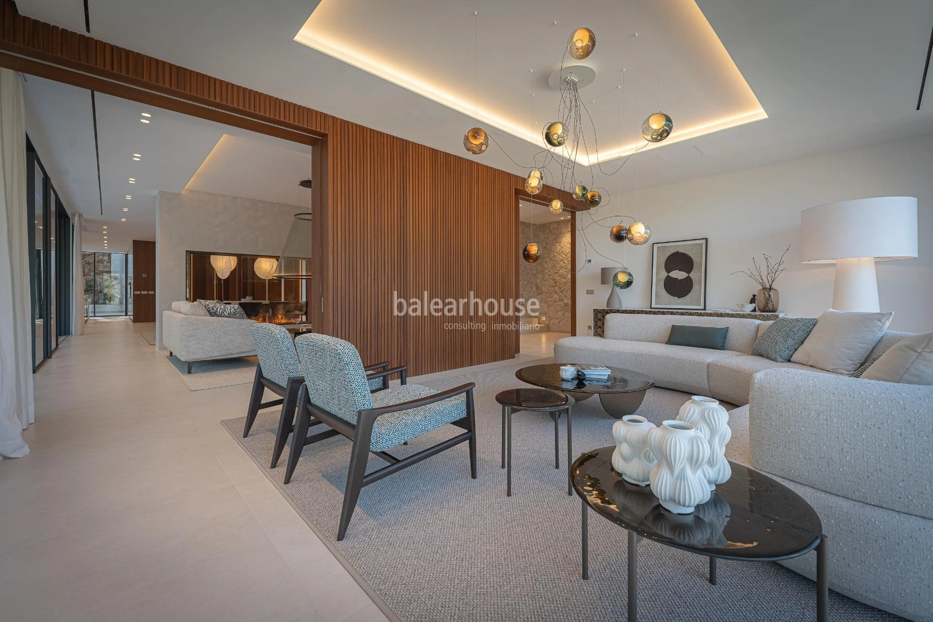 Spectacular avant-garde villa with large outdoor garden spaces and terraces in Son Vida