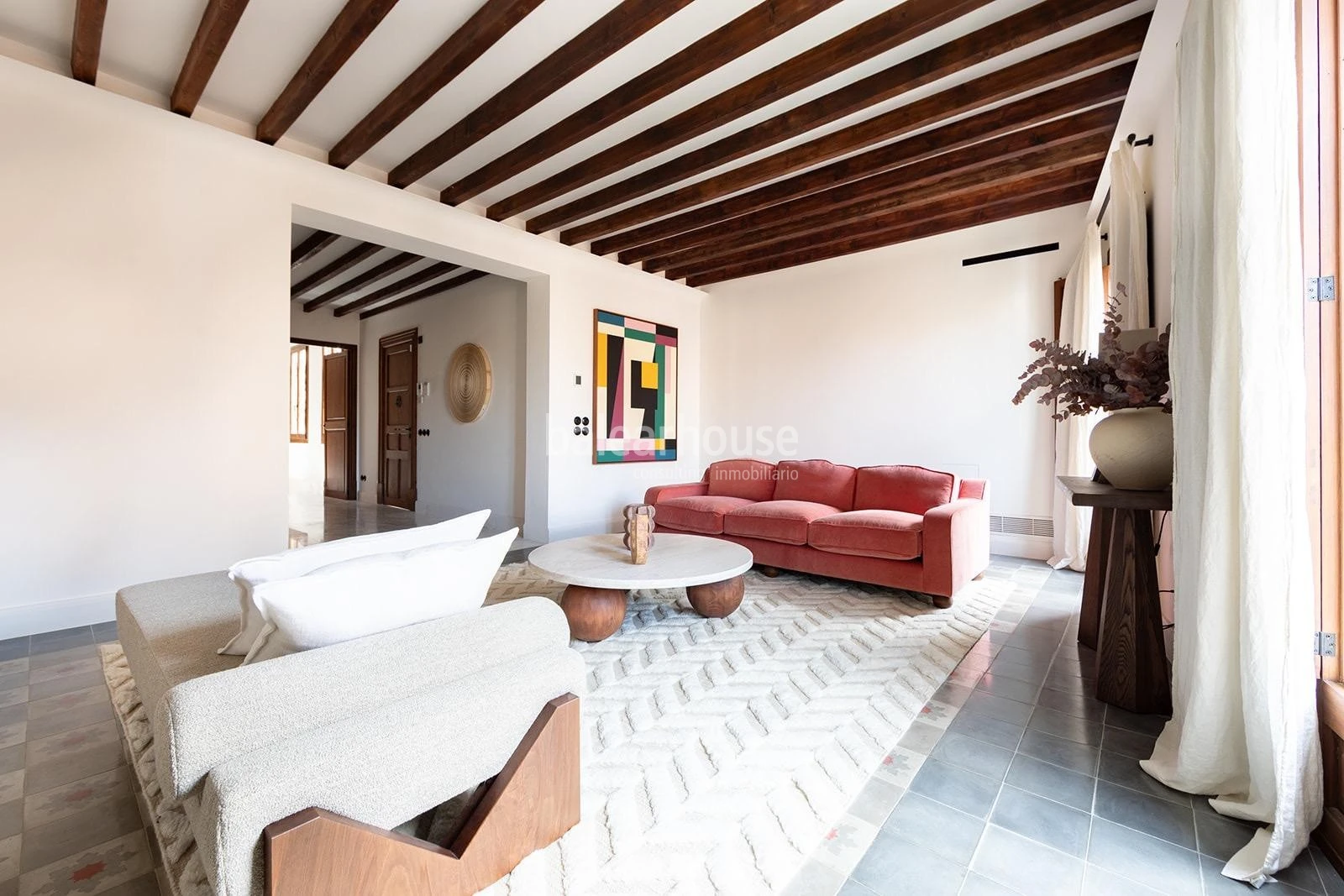Unverbaubarer Blick über die Stadt in diesem Duplex-Penthouse mit Solarium im historischen Stadtzent