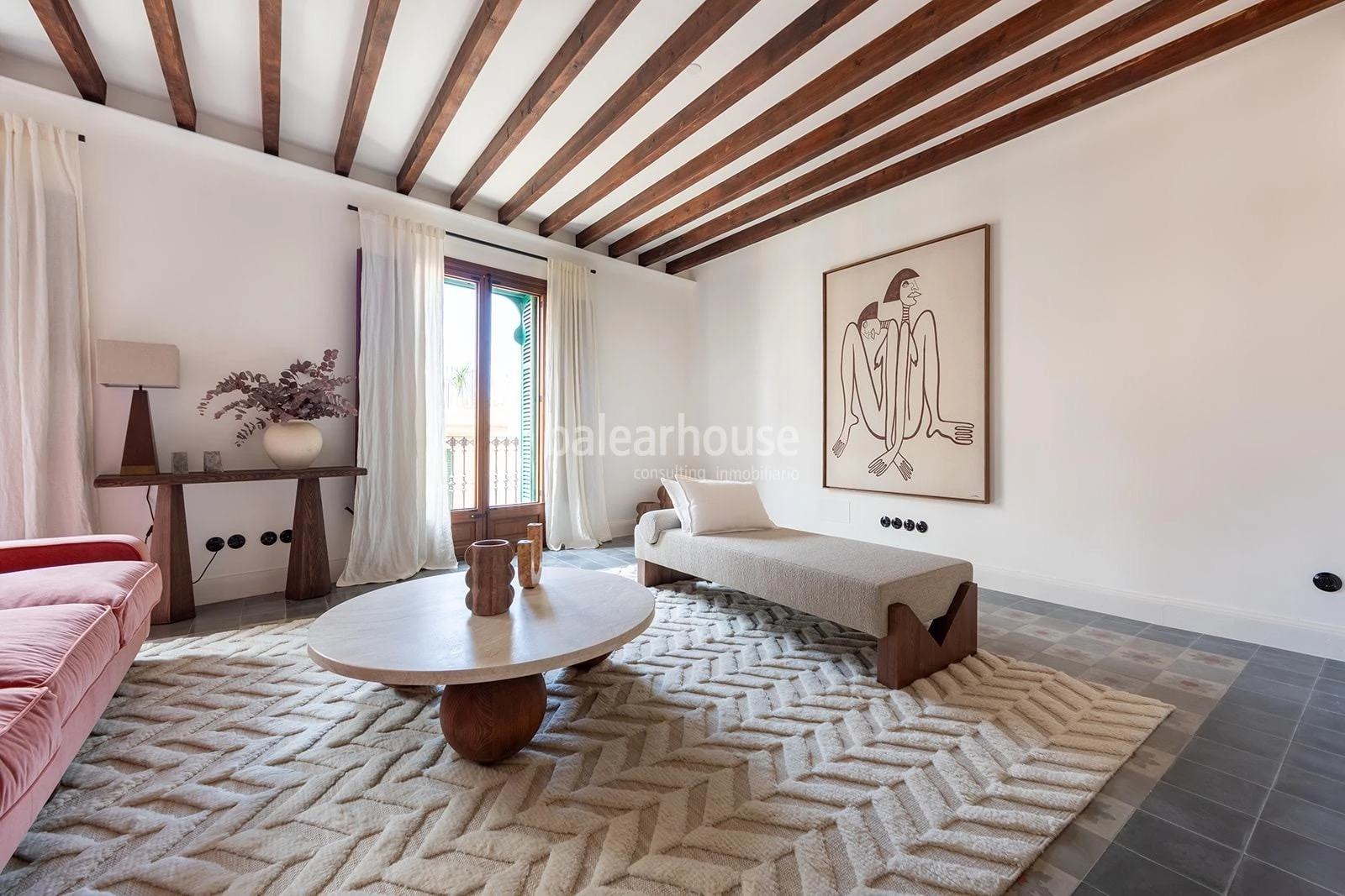 Unverbaubarer Blick über die Stadt in diesem Duplex-Penthouse mit Solarium im historischen Stadtzent