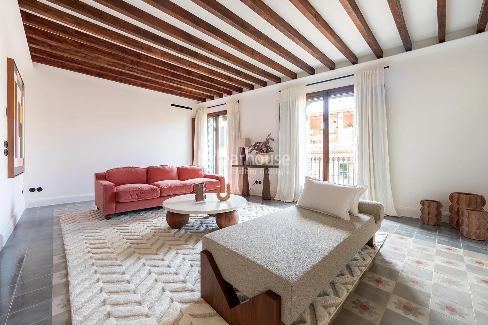 Unverbaubarer Blick über die Stadt in diesem Duplex-Penthouse mit Solarium im historischen Stadtzent