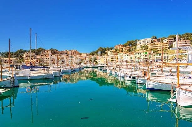 Apartamento de obra nueva Primera linea Puerto de Sóller