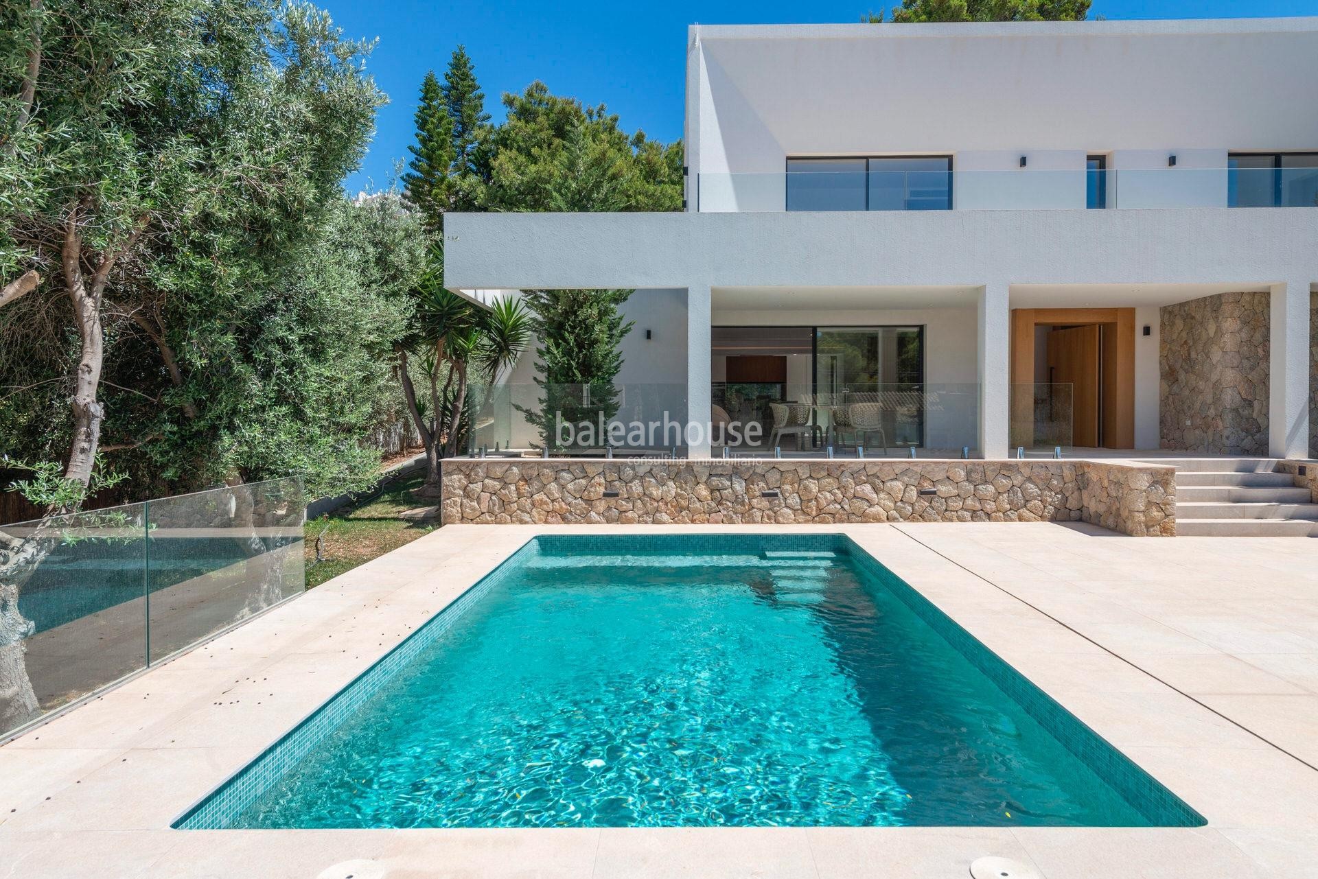Excepcional villa contemporánea a estrenar en Santa Ponsa con jardín, piscina y cerca de playas