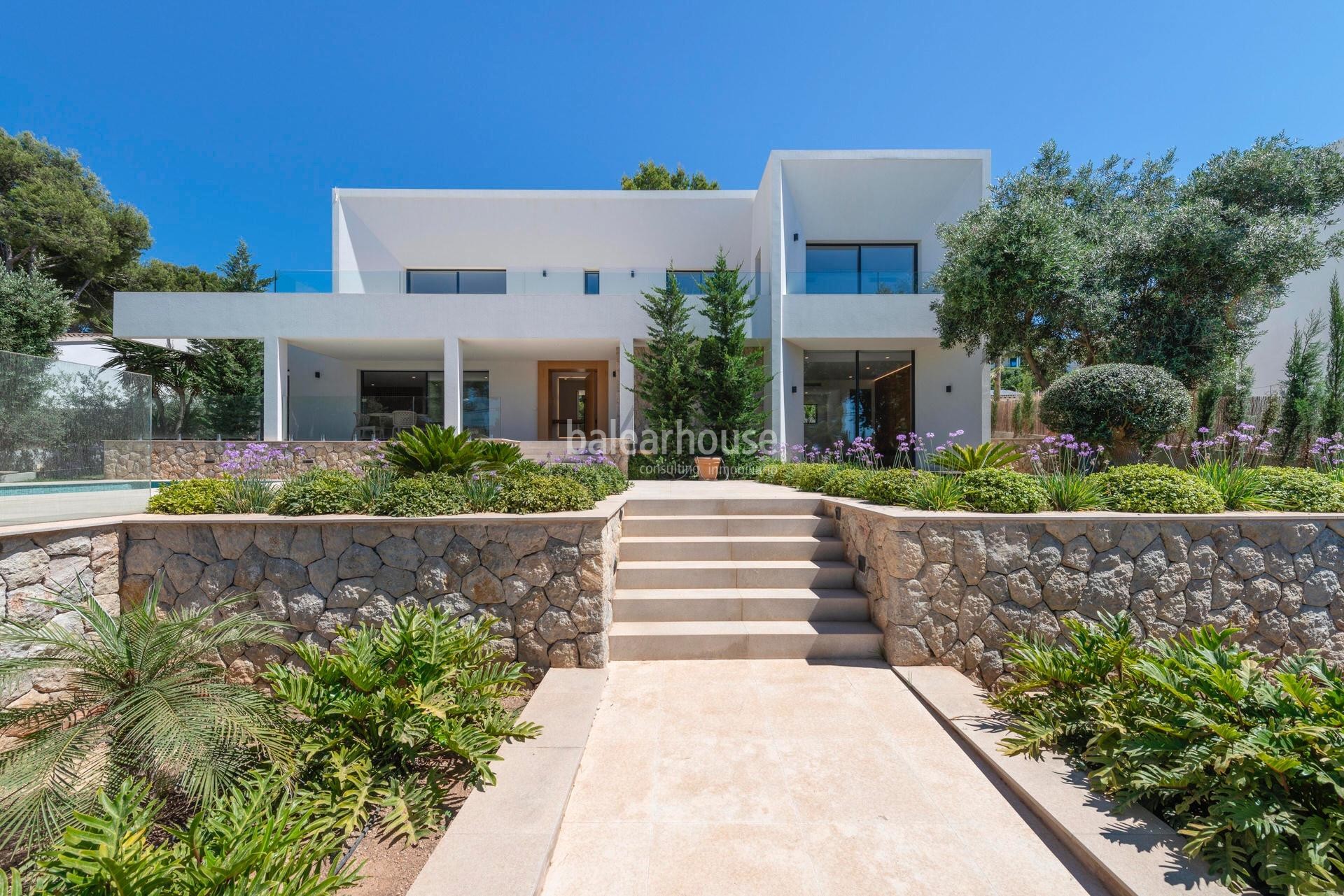 Excepcional villa contemporánea a estrenar en Santa Ponsa con jardín, piscina y cerca de playas