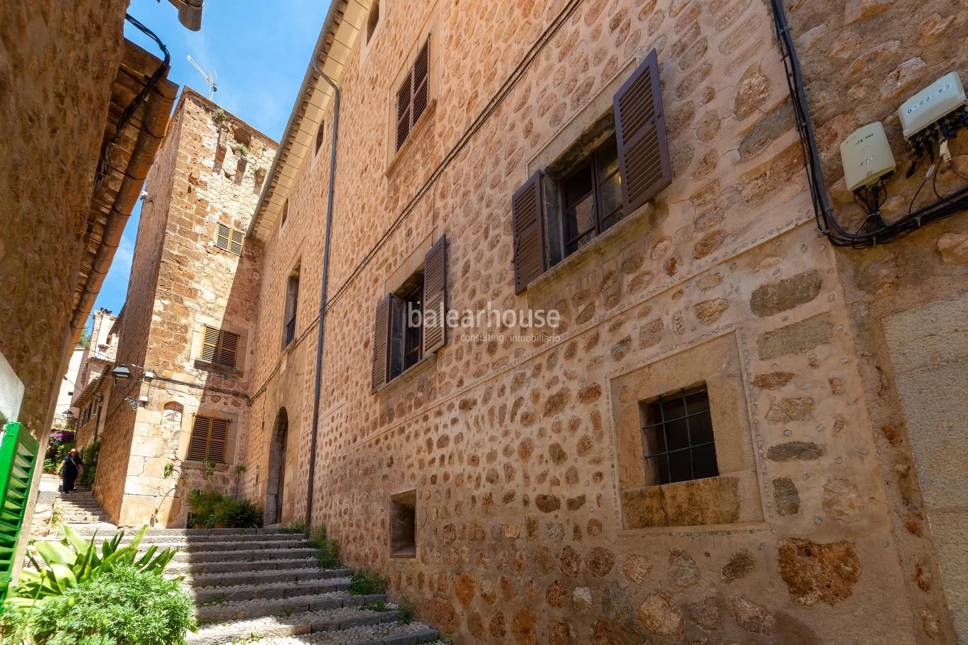 Historisches Anwesen mit herrlichem Blick auf das Tramuntana-Gebirge in Fornalutx