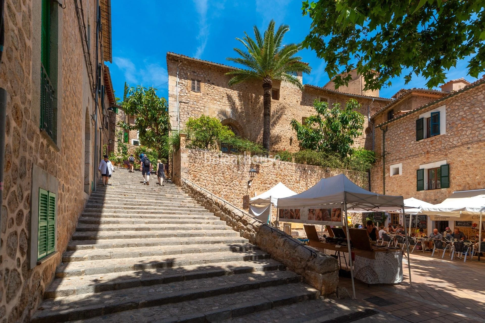 Historisches Anwesen mit herrlichem Blick auf das Tramuntana-Gebirge in Fornalutx