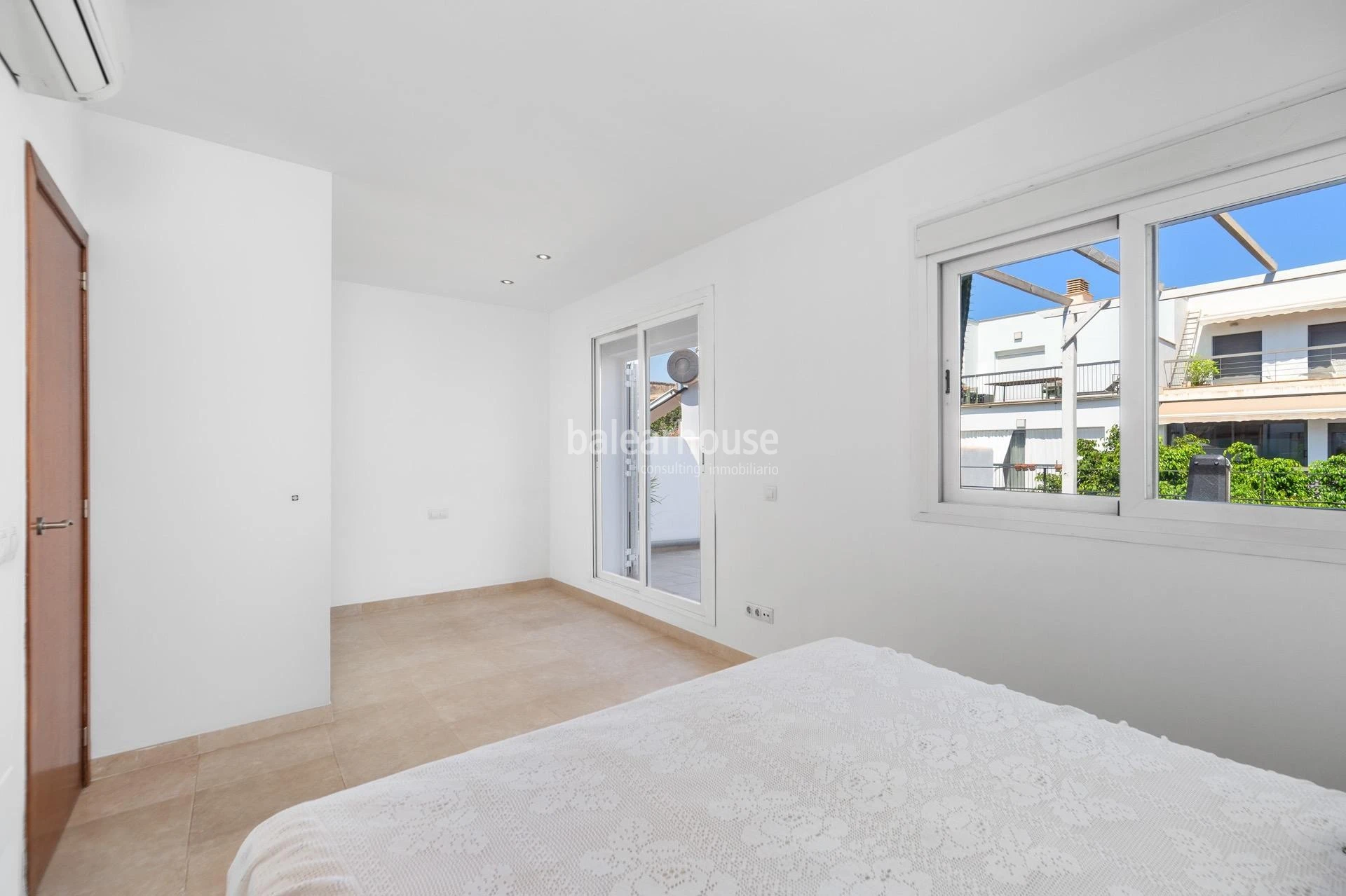 Helles Haus mit ausgezeichneten Terrassen in einer zentralen und ruhigen Gegend von Palma