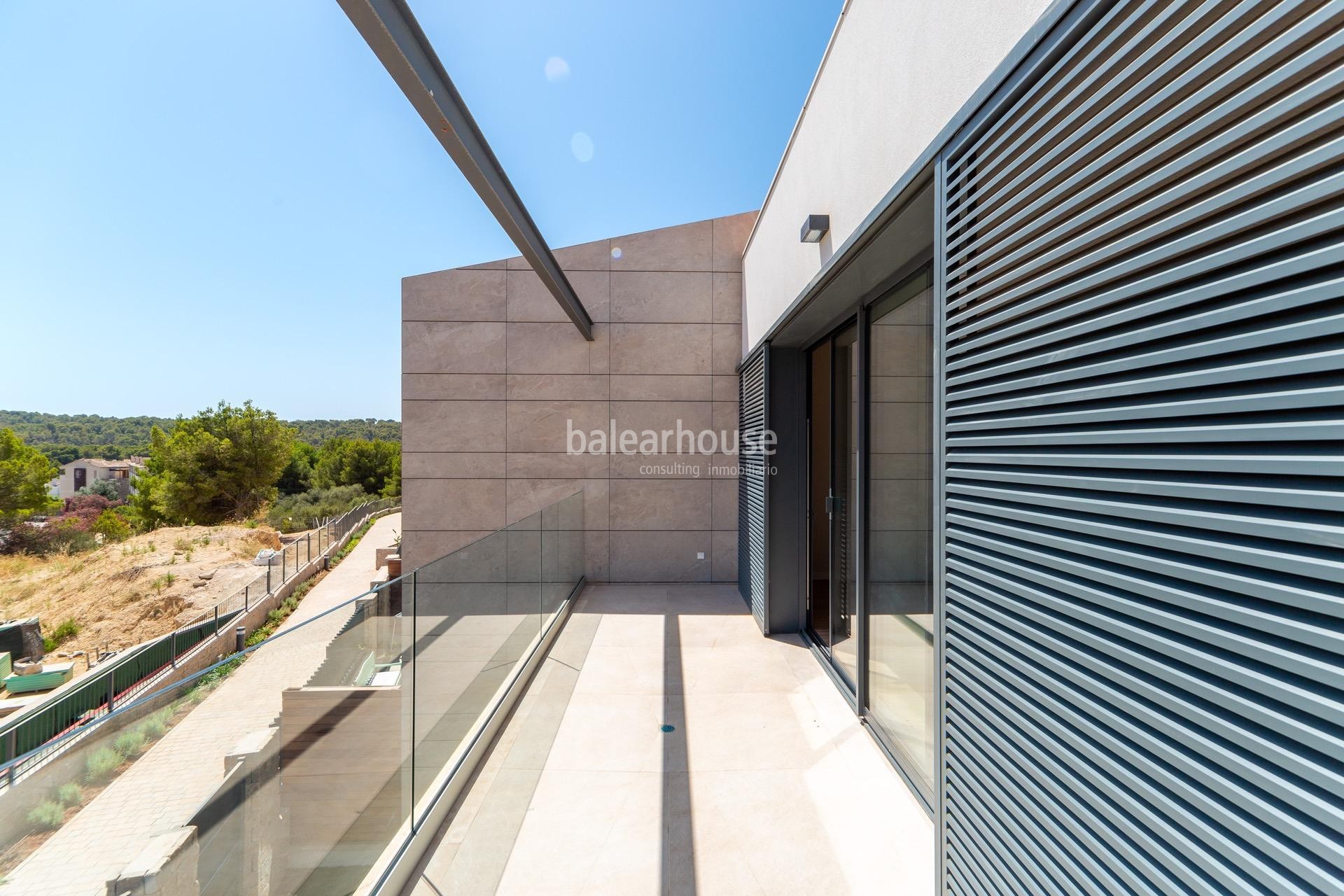 Moderna brand new villa with garden and terraces in a well-kept complex with pool in Sa Teulera