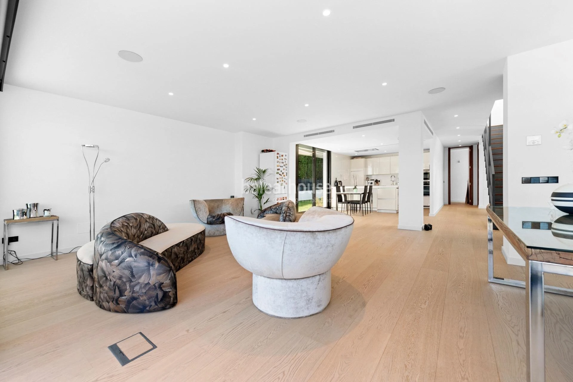 Fabulous designer villa surrounded by nature with large garden and views of the Bay of Palma