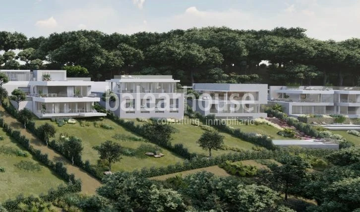 Espectacular solar con vistas al mar, licencia y proyecto de gran villa en Camp de Mar