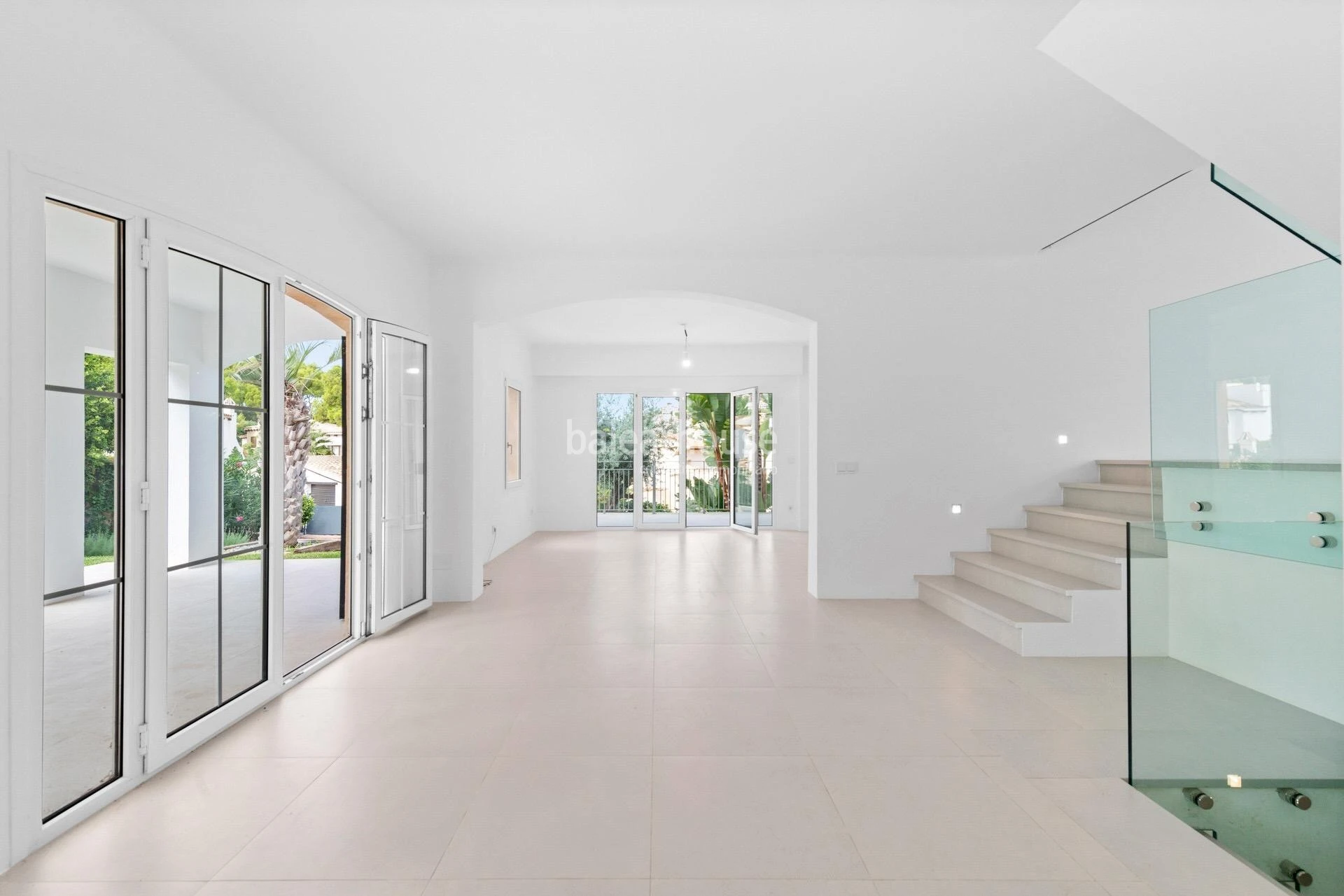 Elegant renovated Mediterranean villa with garden, pool and views of the sea in Puerto de Andratx