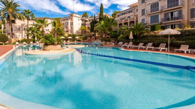 Excellent ground floor apartment with terrace in a well-kept residential complex in Bendinat Golf.