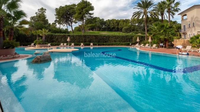 Excellent ground floor apartment with terrace in a well-kept residential complex in Bendinat Golf.