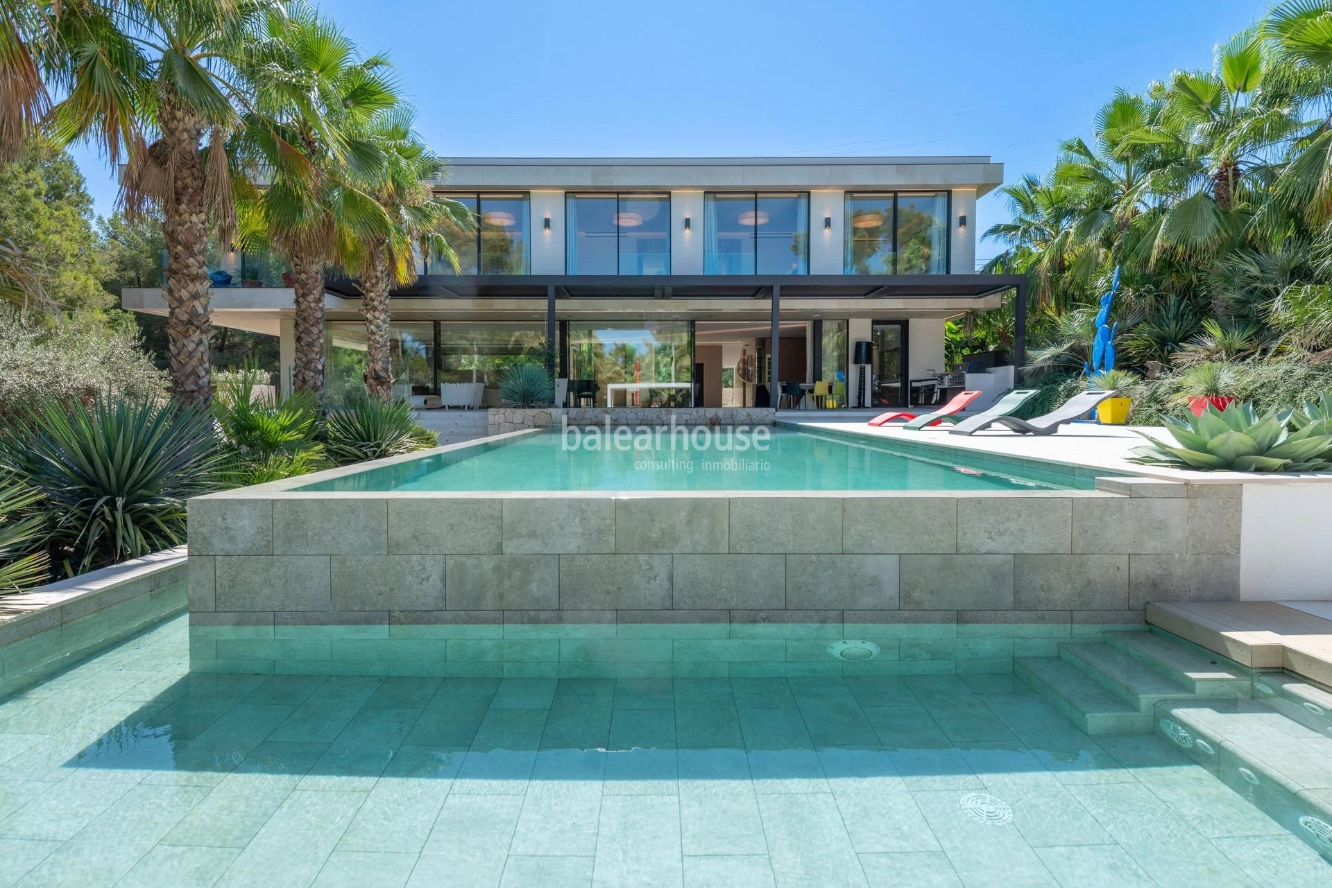 Stunning Moderna villa with swimming pools, garden and splendid terraces in Nova Santa Ponsa