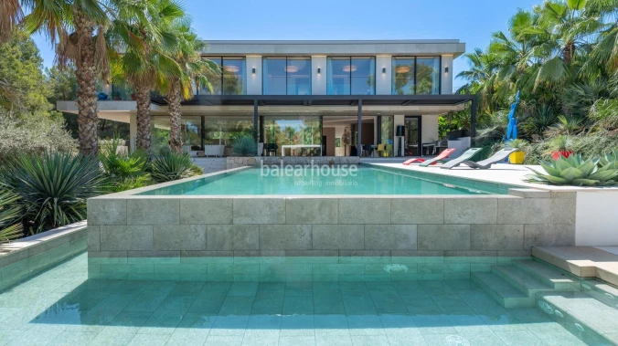 Stunning Moderna villa with swimming pools, garden and splendid terraces in Nova Santa Ponsa