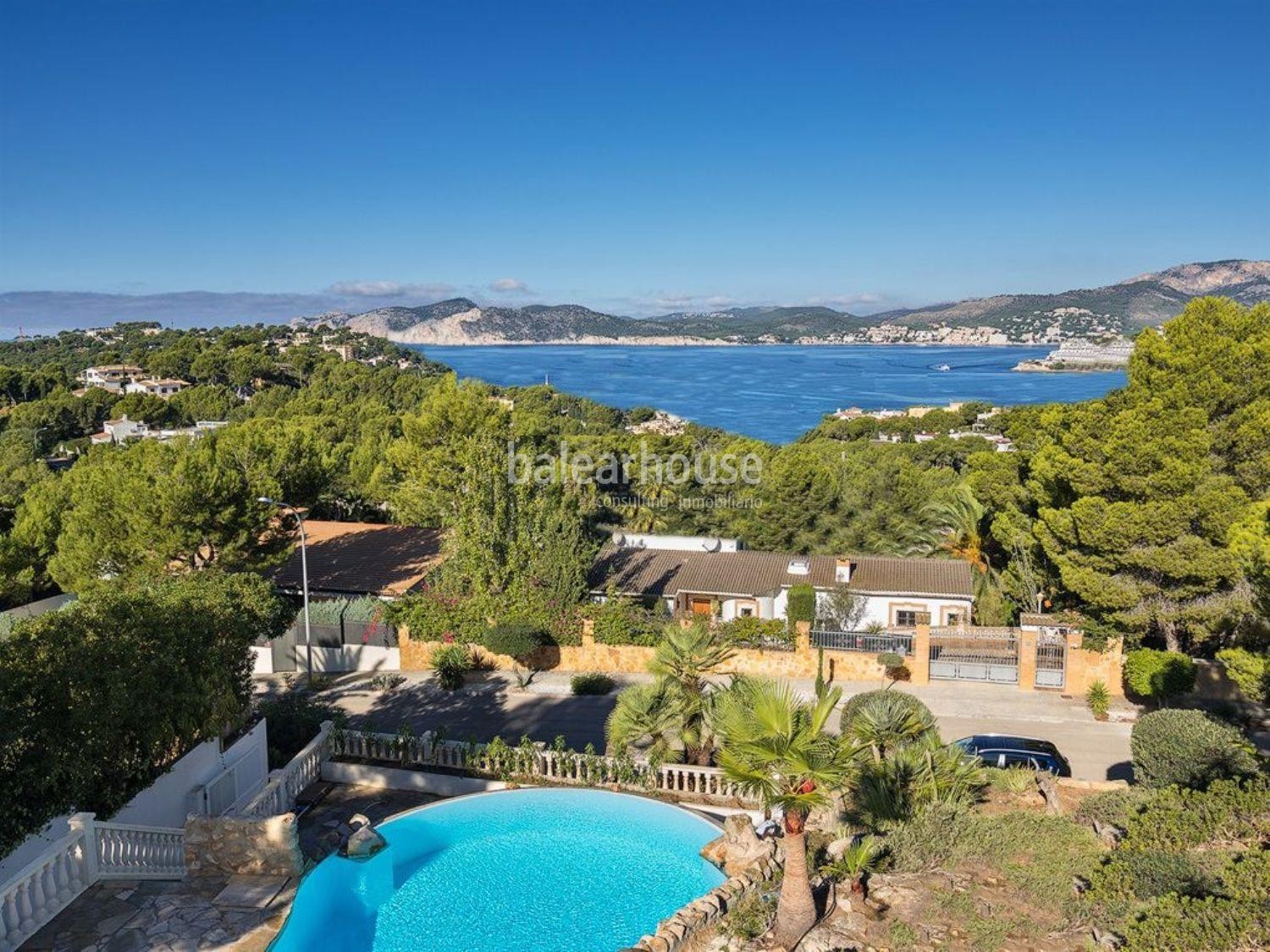 Gran casa con preciosas vistas al mar en Santa Ponsa, amplios porches y terrazas con piscina