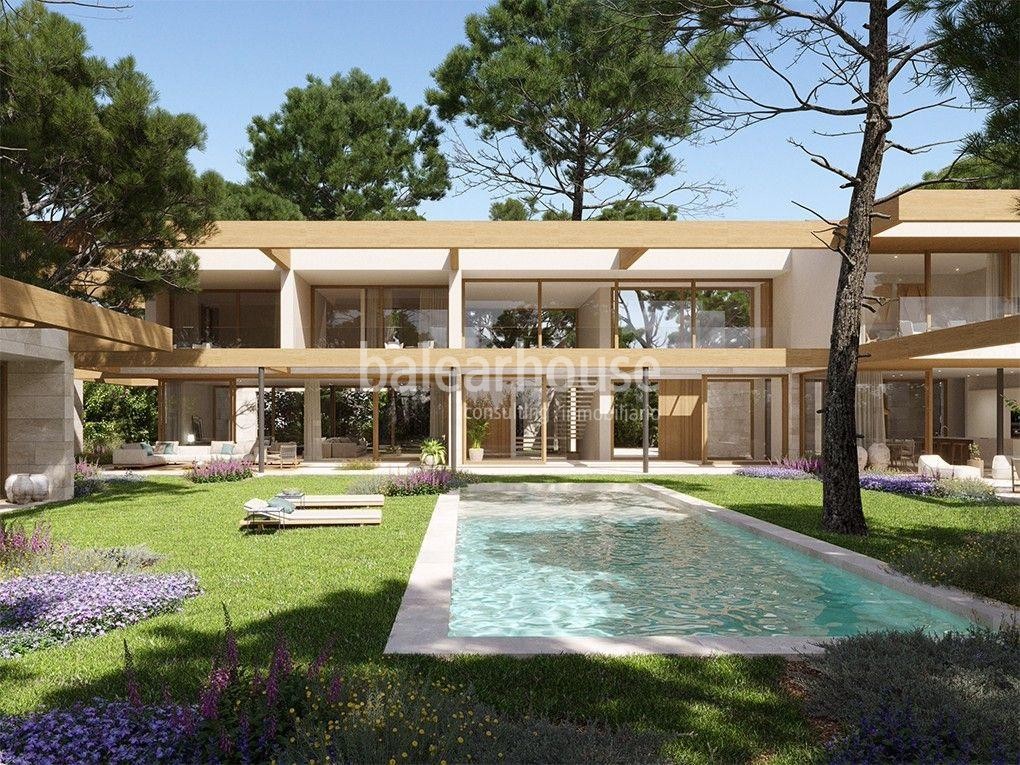 Spectacular land with beautiful sea views, project and license of three villas in Santa Ponsa