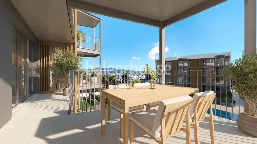 Modernas viviendas de obra nueva con terrazas y grandes piscinas cerca de playas en Palmanova