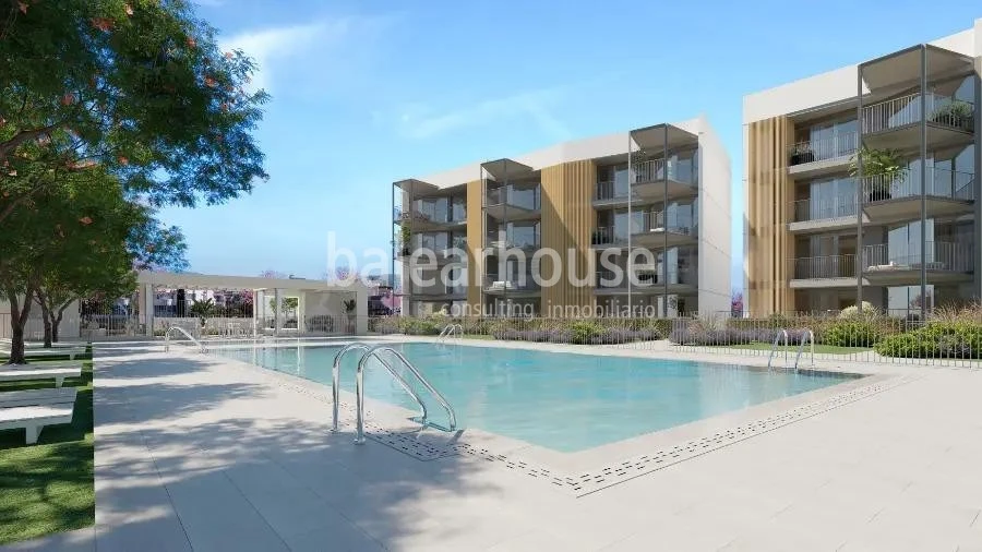 Moderna planta baja de obra nueva con terraza privada y piscinas cerca de playas en Palmanova