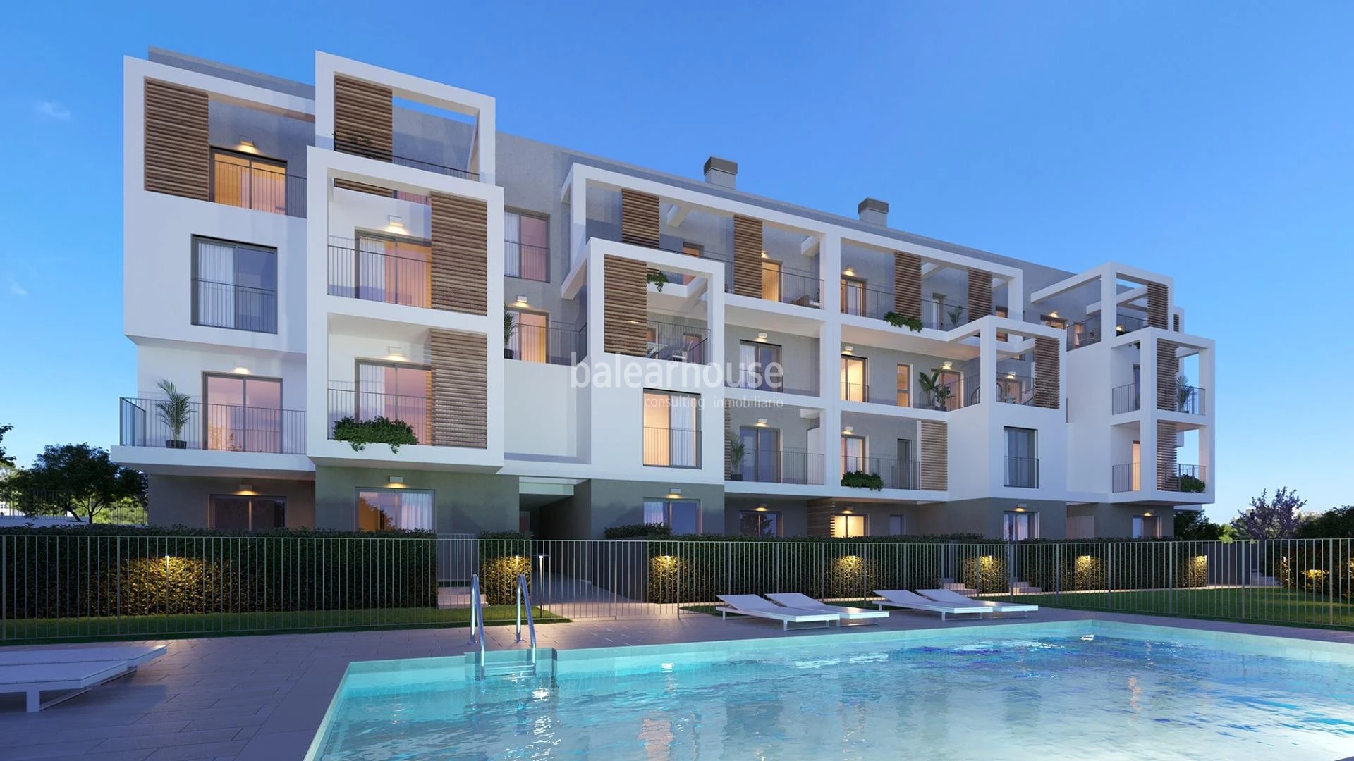 Excellent new build homes with well-kept gardens and swimming pools near beaches