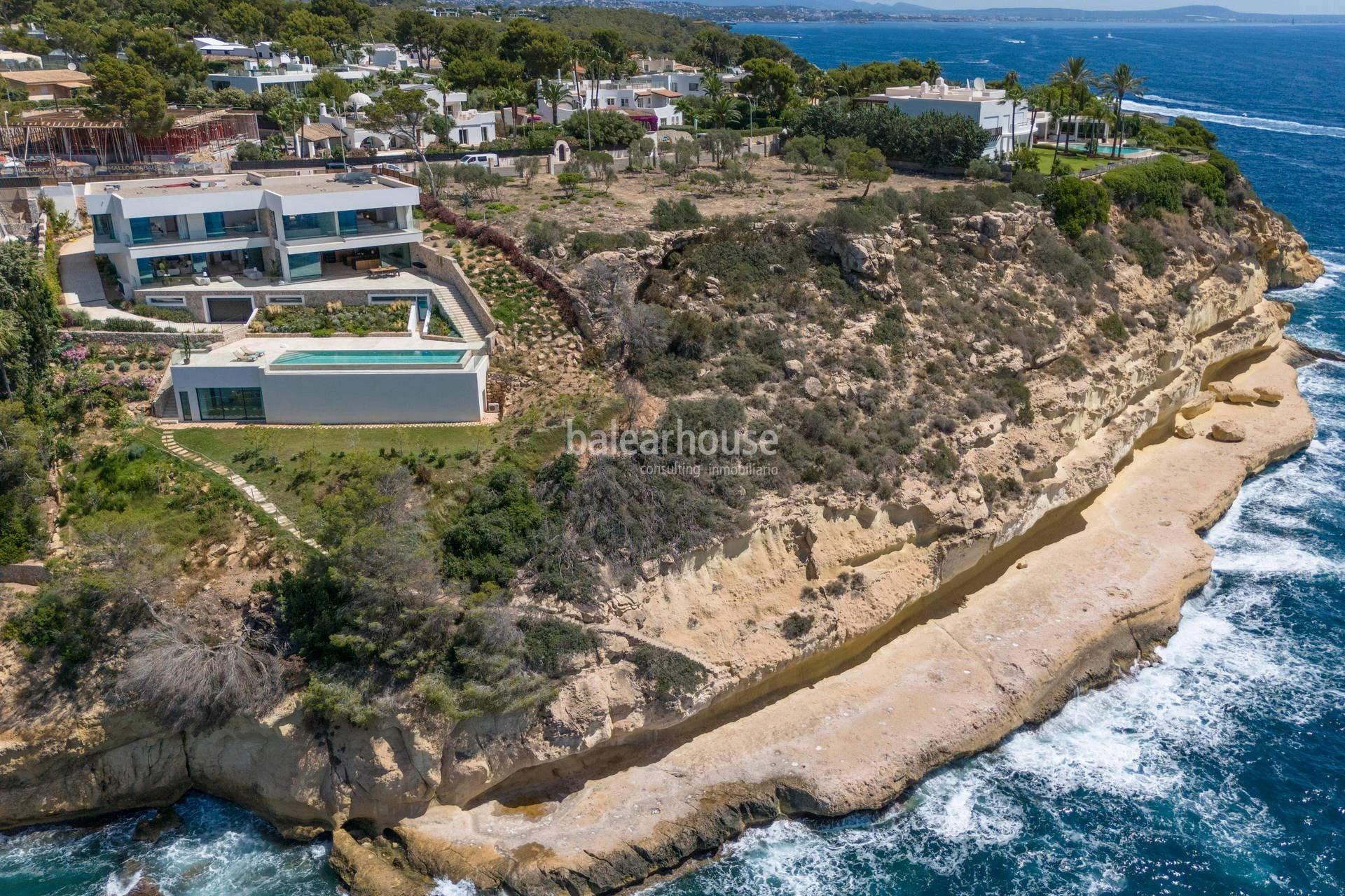 Impressive newly built seafront villa with spectacular views and sea access in Sol de Mallorca