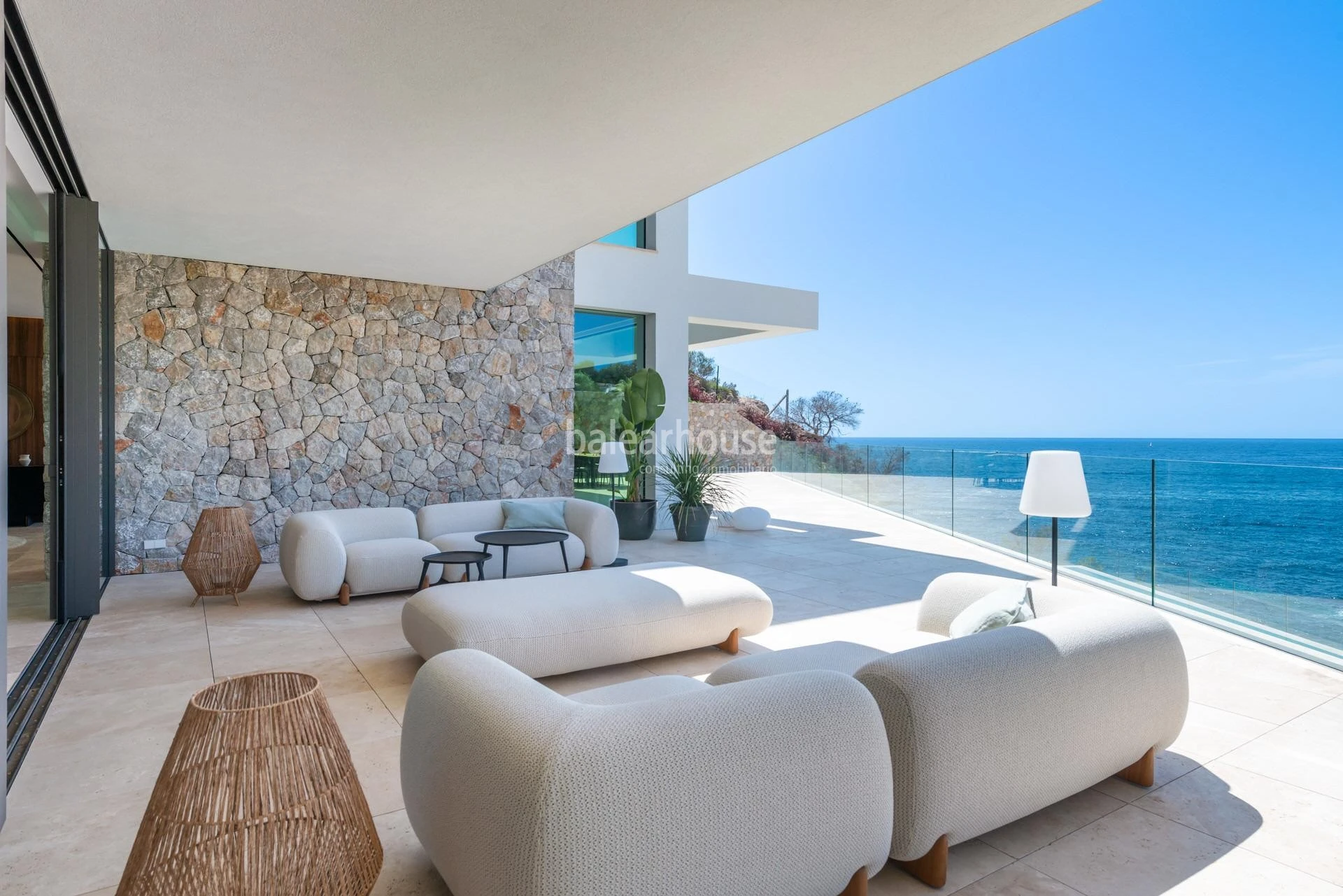 Impressive newly built seafront villa with spectacular views and sea access in Sol de Mallorca