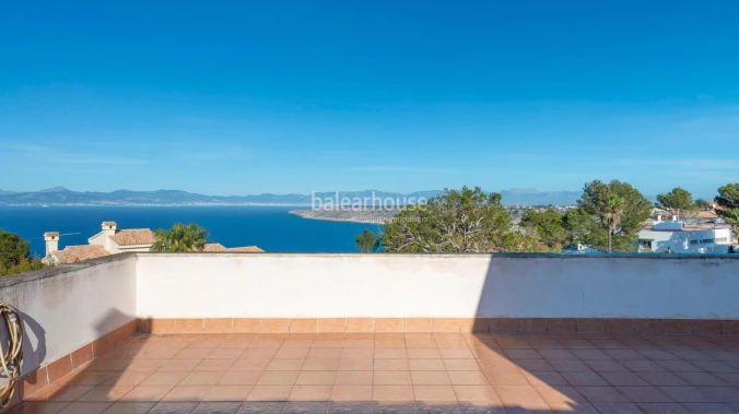Nice villa with sea views in Badia Blava with private terraces, garden and pool