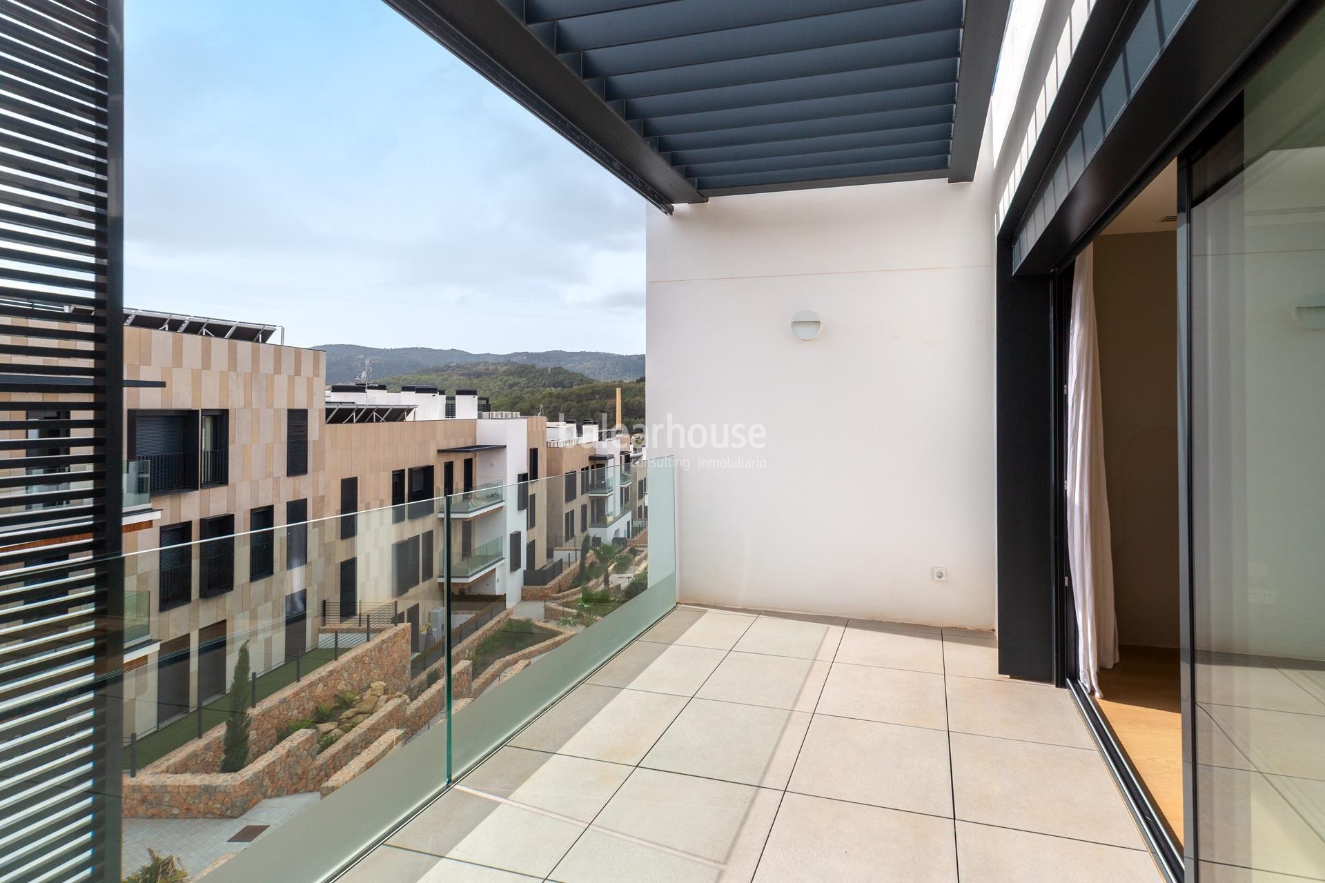 Fantastisches neues Penthouse mit Solarium und freiem Blick neben dem Golfplatz in Son Quint