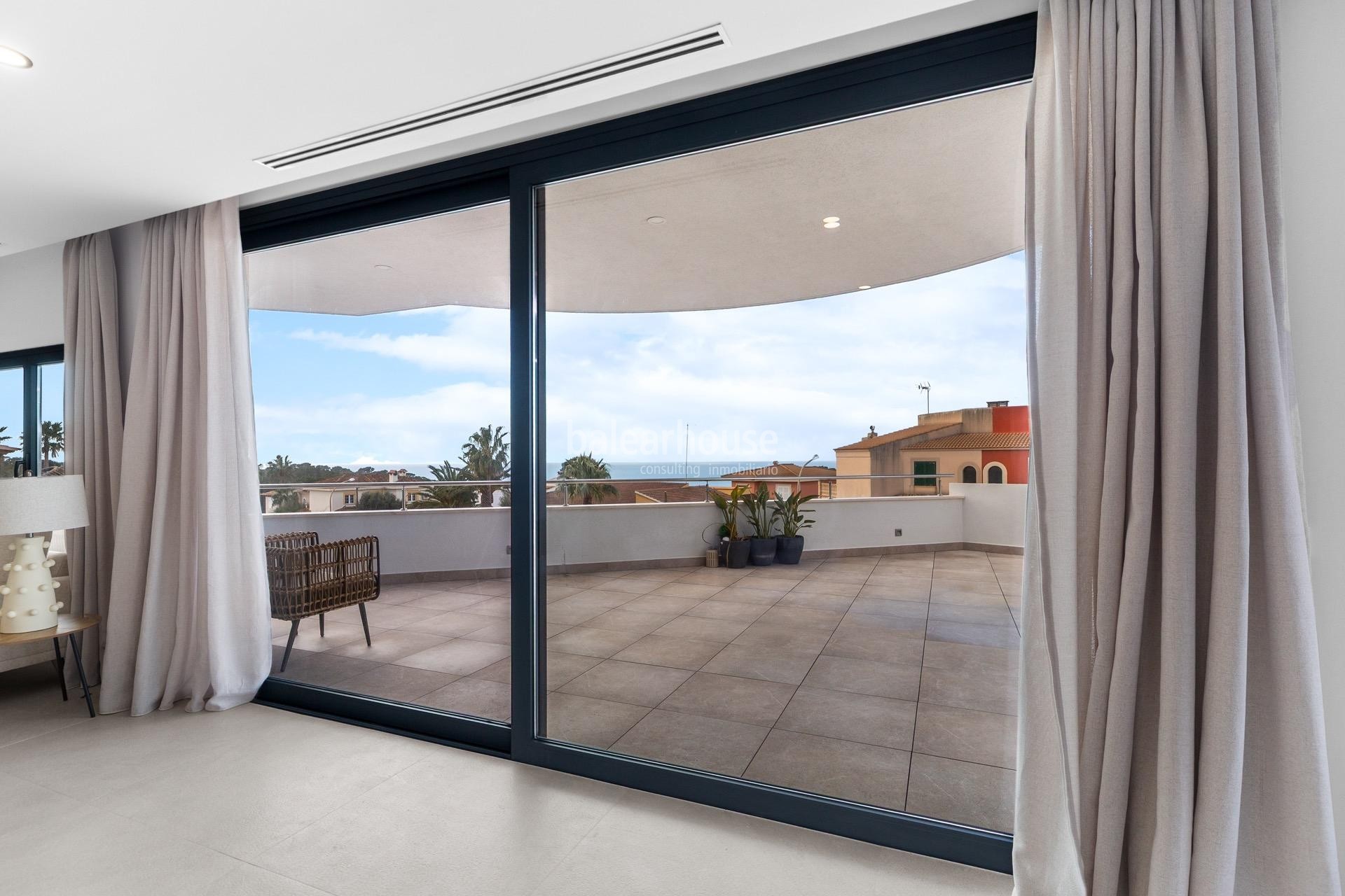 Moderna south facing villa with swimming pools and sea views next to the beach in Badía Blava
