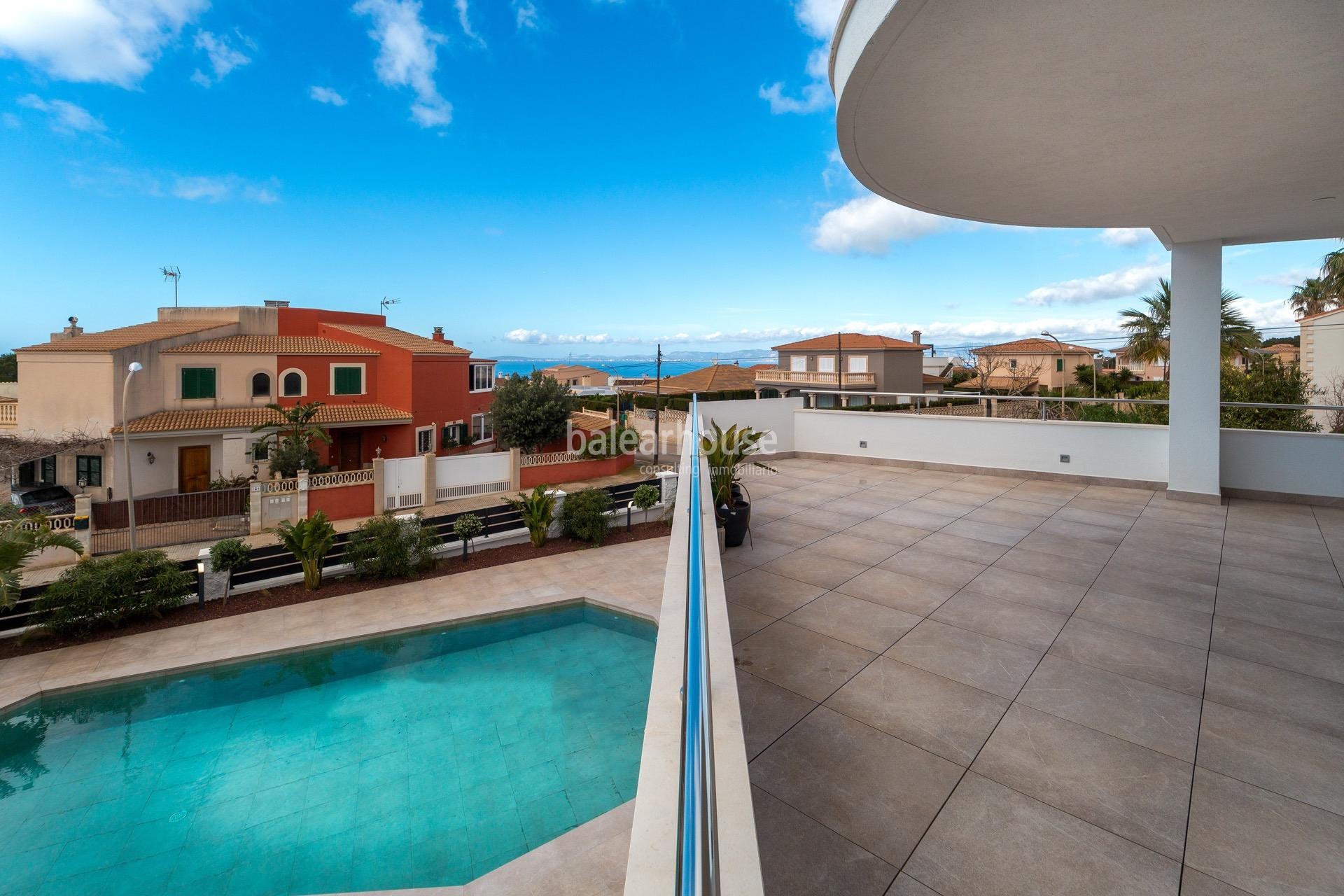 Moderna south facing villa with swimming pools and sea views next to the beach in Badía Blava