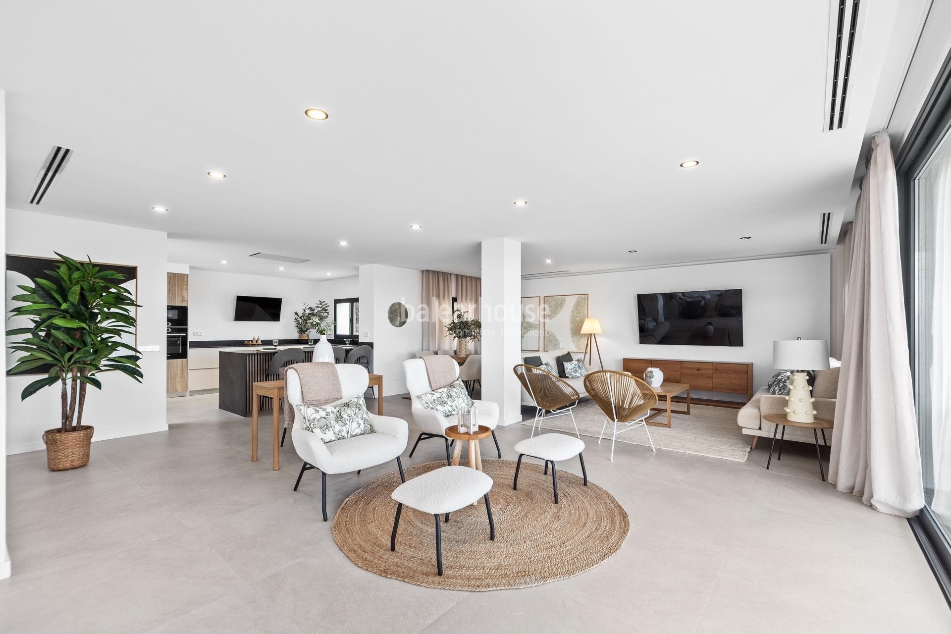 Moderna south facing villa with swimming pools and sea views next to the beach in Badía Blava