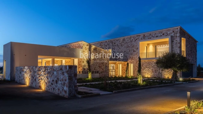 Spectacular new finca with views of all the green surroundings of Santanyí and close to beaches
