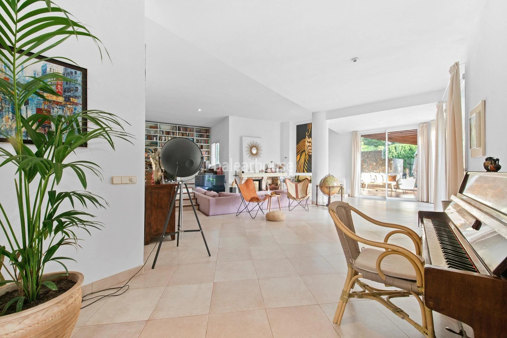 Fabelhaftes Haus im mediterranen Stil und große Außenbereiche in der Nähe von Stränden in Santa Pons