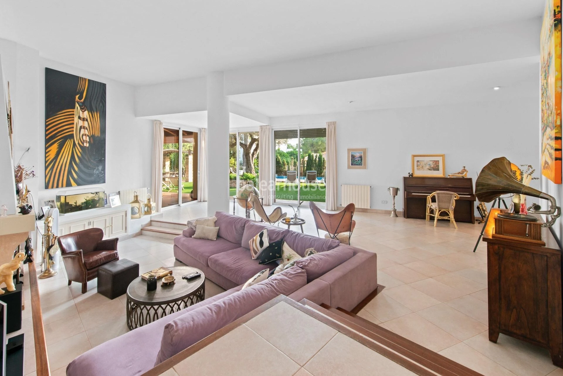 Fabelhaftes Haus im mediterranen Stil und große Außenbereiche in der Nähe von Stränden in Santa Pons
