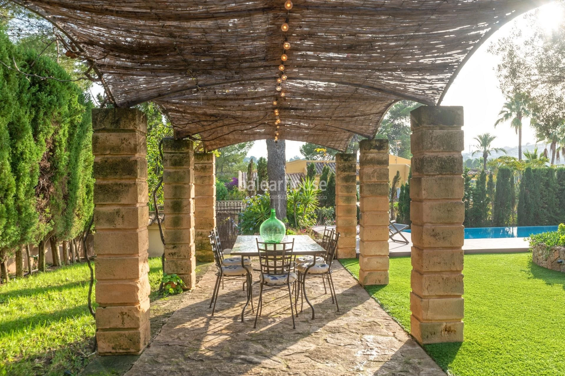 Fabelhaftes Haus im mediterranen Stil und große Außenbereiche in der Nähe von Stränden in Santa Pons