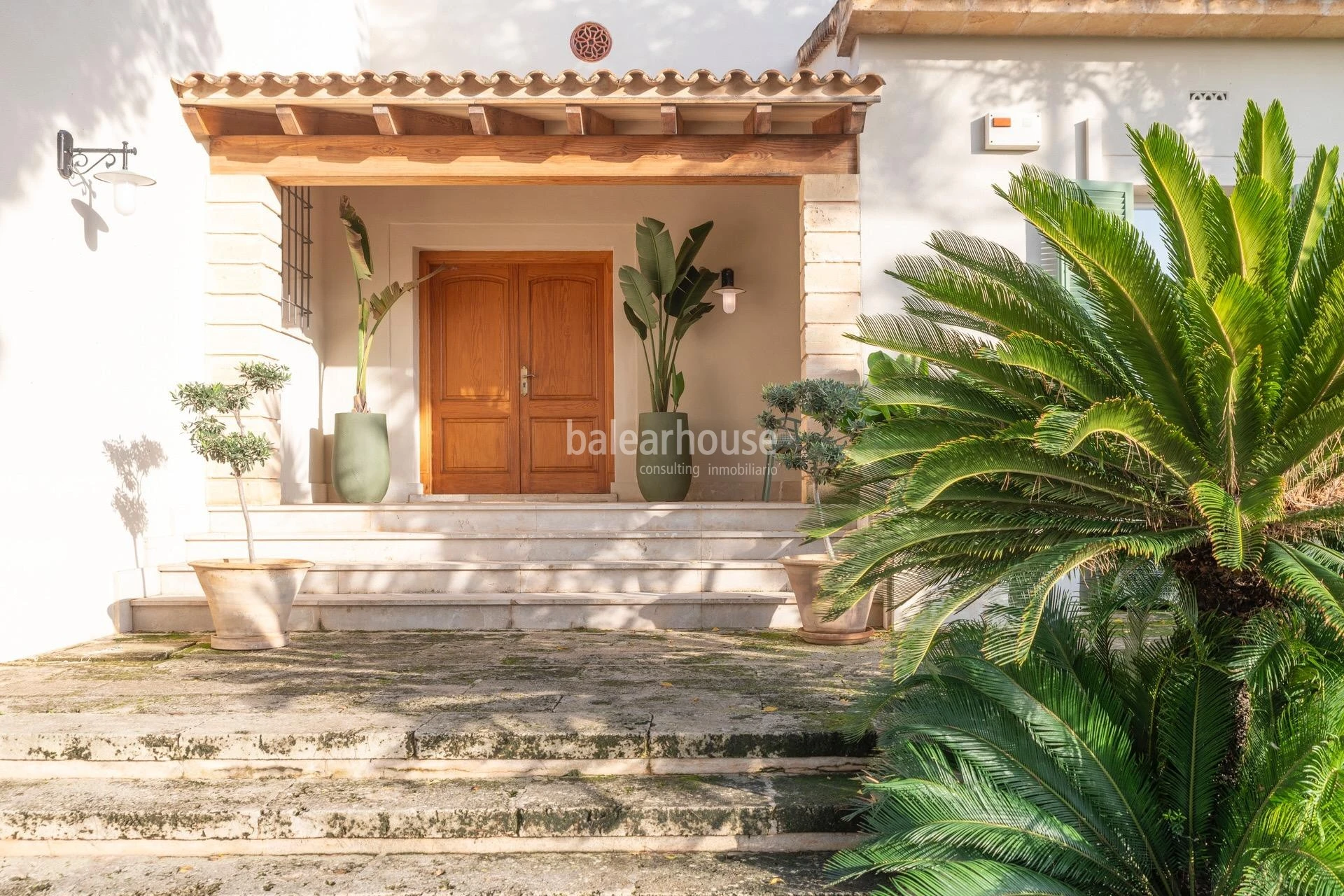 Fabelhaftes Haus im mediterranen Stil und große Außenbereiche in der Nähe von Stränden in Santa Pons