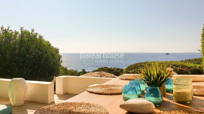 Cozy 3-bedroom house with stunning sea views and sea access
